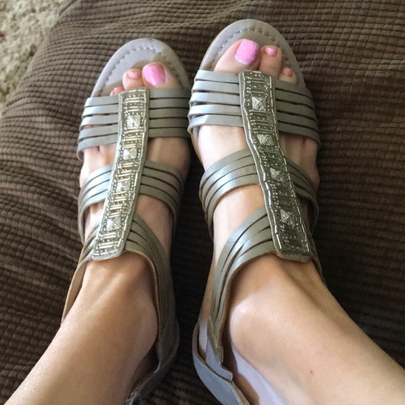 easy spirit gladiator sandals